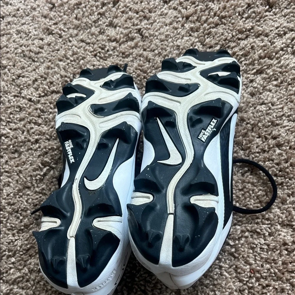 Nike Black and White Sports Cleats
